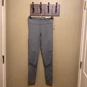 Women’s gray gym leggings size medium